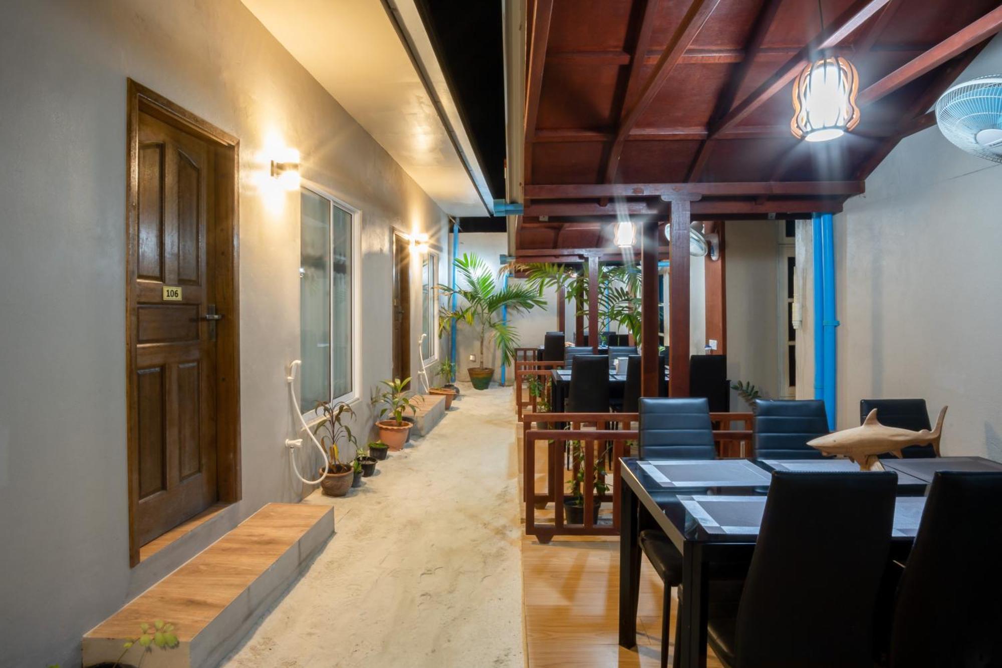 Lacasa Villa Ukulhas Island Exterior photo
