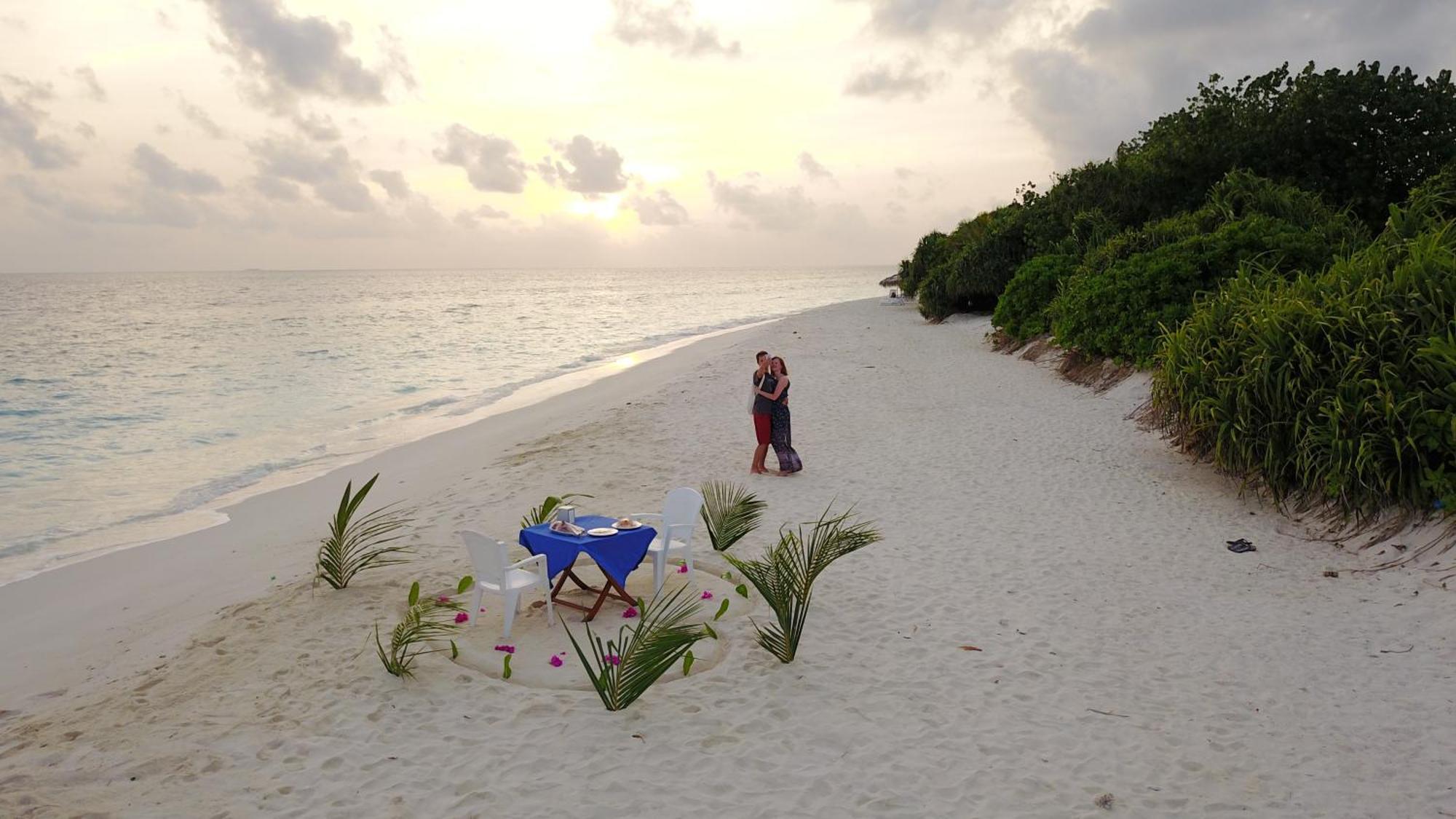 Lacasa Villa Ukulhas Island Exterior photo